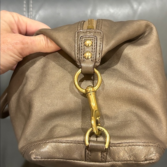 Coach Ashely Satchel - Picture 9 of 14